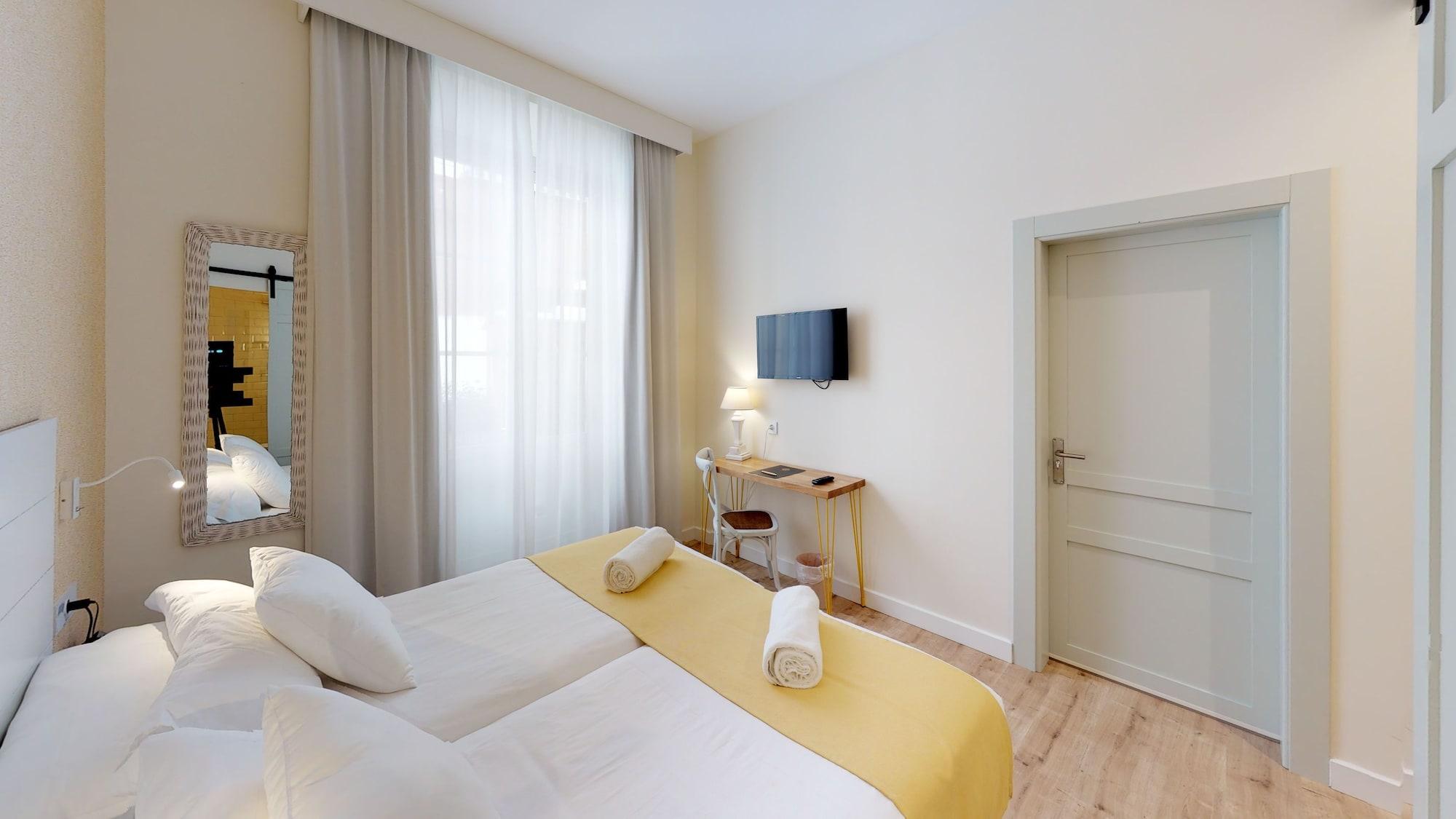 Madeinterranea Suites Málaga Buitenkant foto