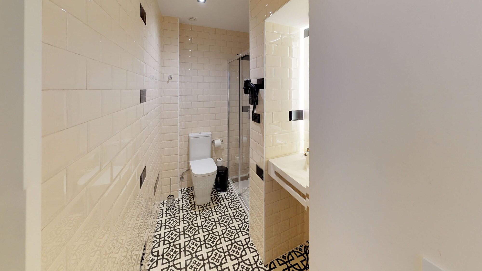 Madeinterranea Suites Málaga Buitenkant foto