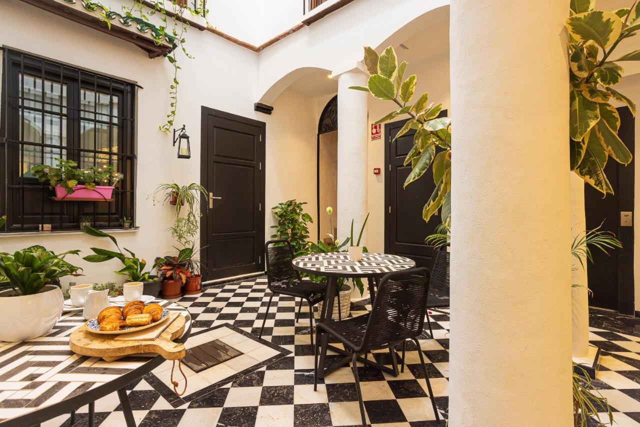 Madeinterranea Suites Málaga Buitenkant foto